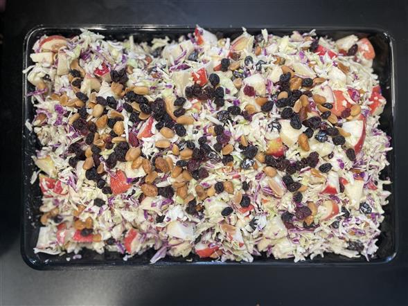 Spidskålssalat m/æble & bacon